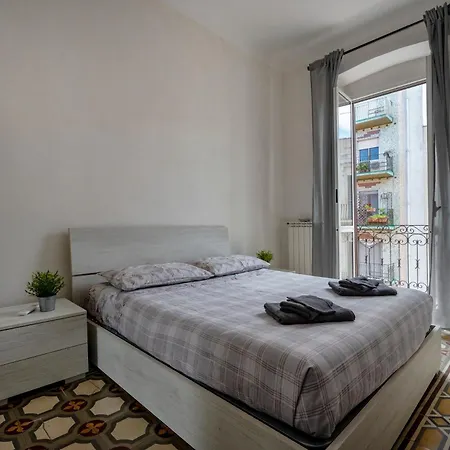 Apartment Guesthost - Grey Queen