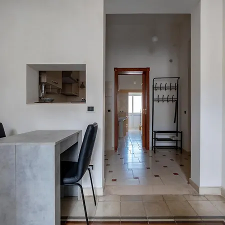 Apartment Guesthost - Grey Queen Taranto