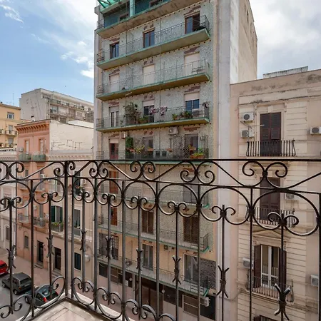 Apartment Guesthost - Grey Queen Taranto